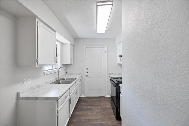 2540 Avenue H, Fort Worth, TX 76105