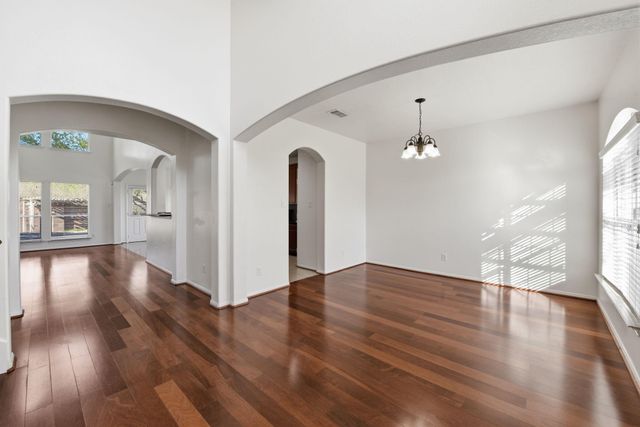 8702 Challis Park Court, Houston, TX 77040