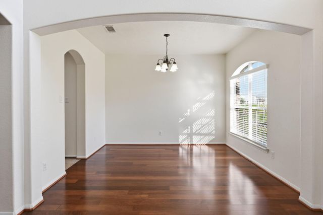 8702 Challis Park Court, Houston, TX 77040