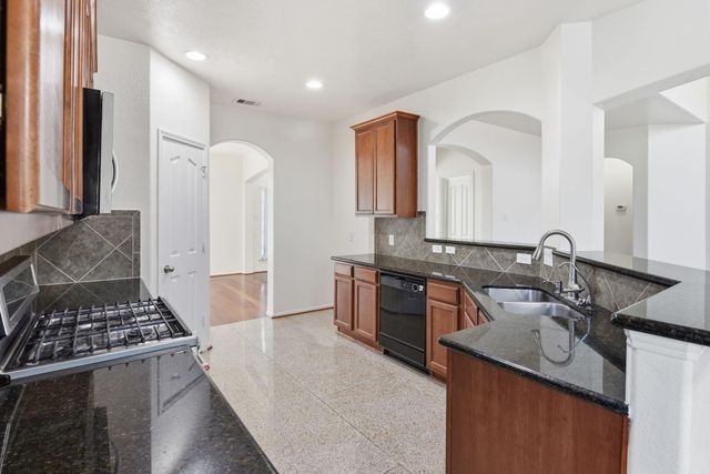 8702 Challis Park Court, Houston, TX 77040