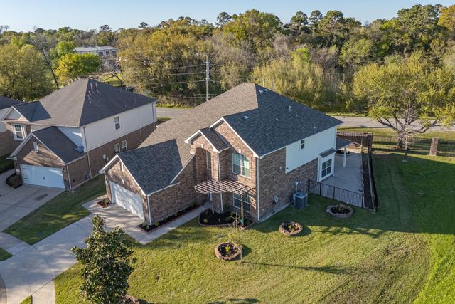 8702 Challis Park Court, Houston, TX 77040