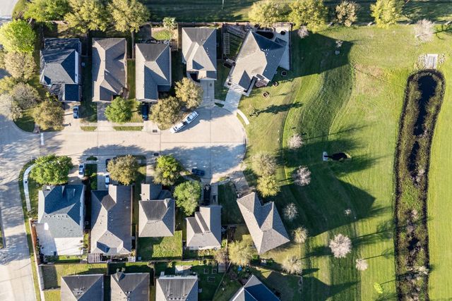 8702 Challis Park Court, Houston, TX 77040