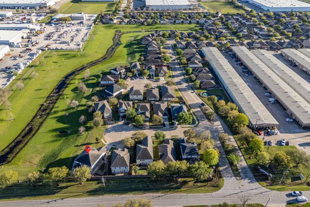 8702 Challis Park Court, Houston, TX 77040