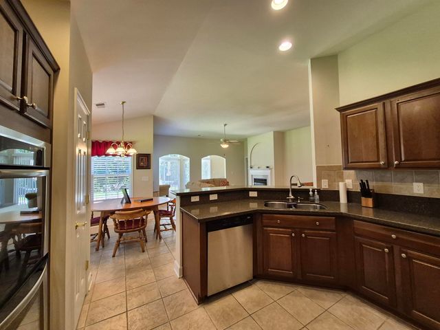 900 Helms Way, Conway, SC 29526