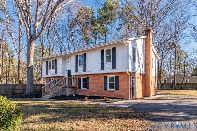 2721 Penrose Dr, Chesterfield, VA 23235