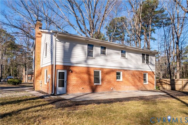 2721 Penrose Dr, Chesterfield, VA 23235