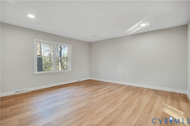 2721 Penrose Dr, Chesterfield, VA 23235