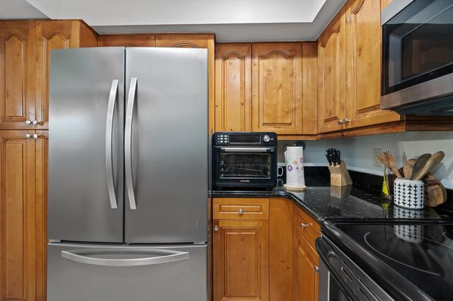 404 Pine Tree Court 6, Atlantis, FL 33462