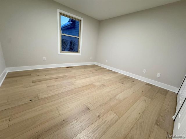 35460 Woodfield Drive, Farmington Hills, MI 48331