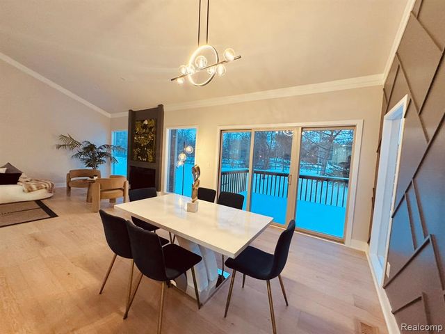 35460 Woodfield Drive, Farmington Hills, MI 48331