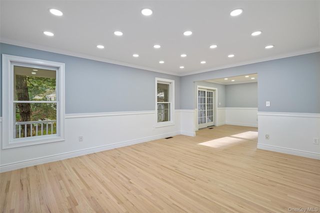 95 Wellington Court, Yorktown Heights, NY 10598