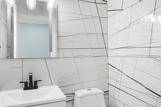 95 Wellington Court, Yorktown Heights, NY 10598