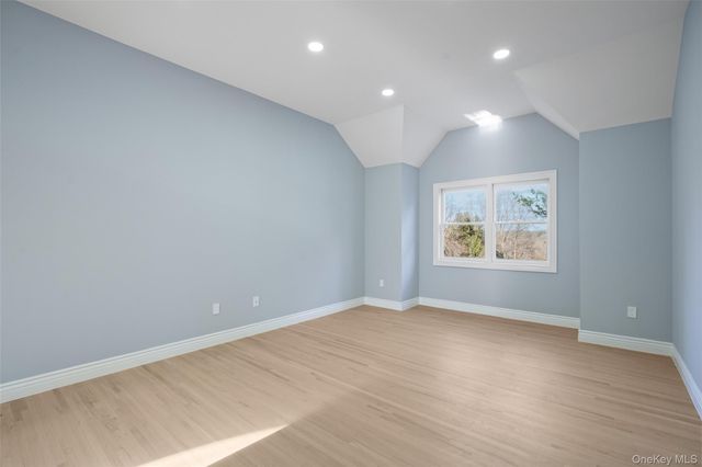 95 Wellington Court, Yorktown Heights, NY 10598