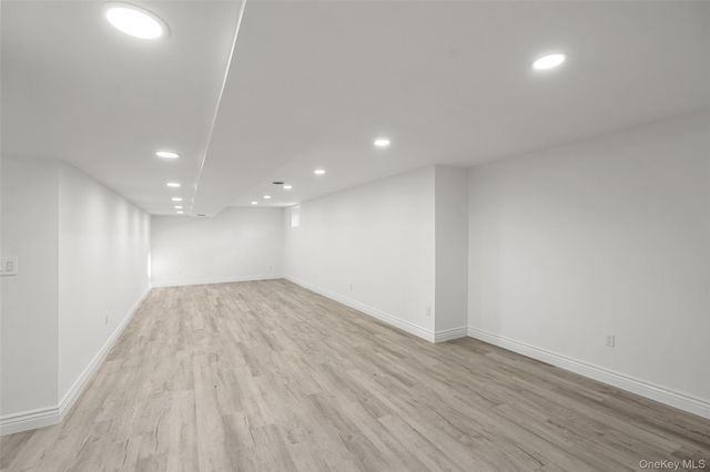 95 Wellington Court, Yorktown Heights, NY 10598