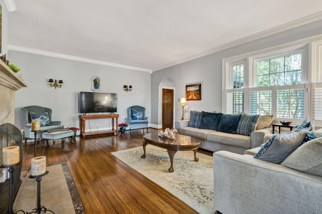 1200 S Crest Road, Rossville, GA 30741