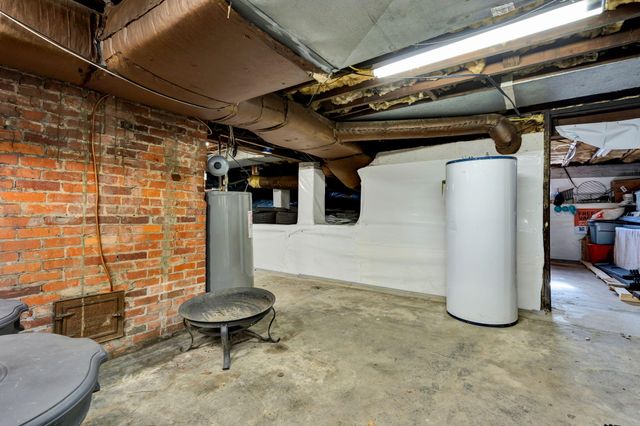 1200 S Crest Road, Rossville, GA 30741