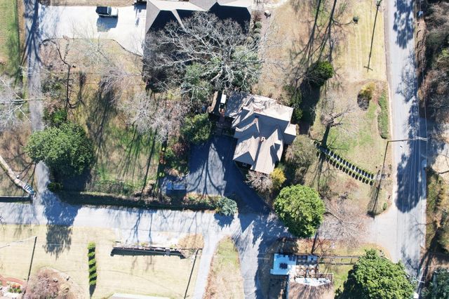 1200 S Crest Road, Rossville, GA 30741