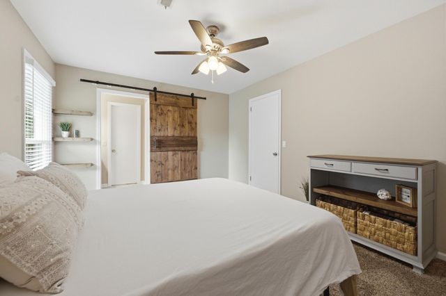 1706 Colonial Way Circle, Hixson, TN 37343