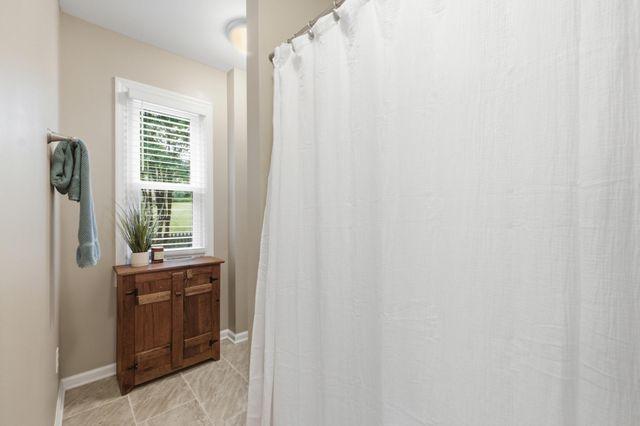 1706 Colonial Way Circle, Hixson, TN 37343
