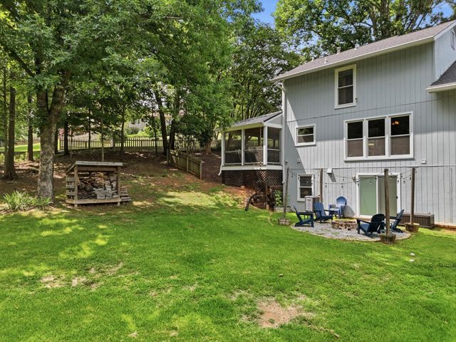 1706 Colonial Way Circle, Hixson, TN 37343