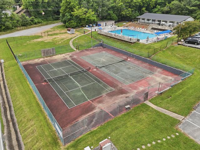 1706 Colonial Way Circle, Hixson, TN 37343