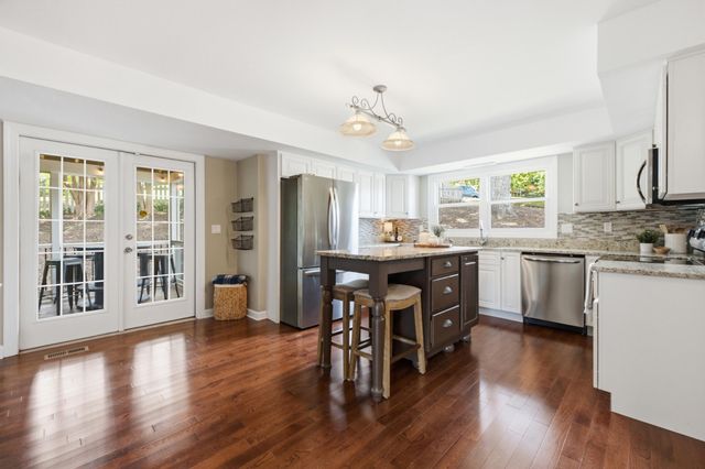 1706 Colonial Way Circle, Hixson, TN 37343