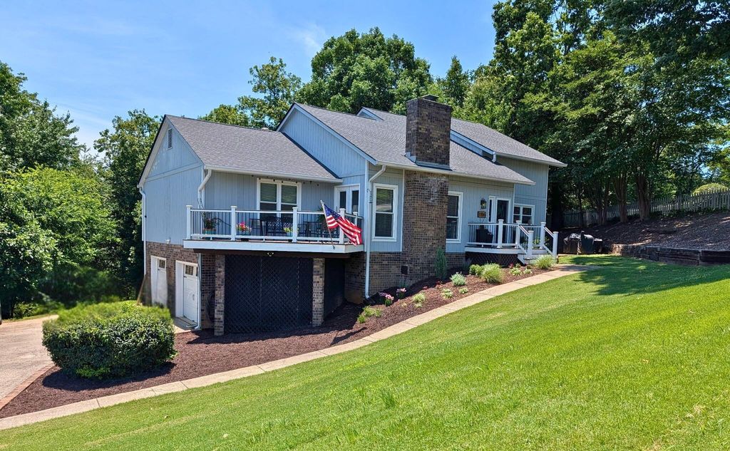 1706 Colonial Way Circle, Hixson, TN 37343