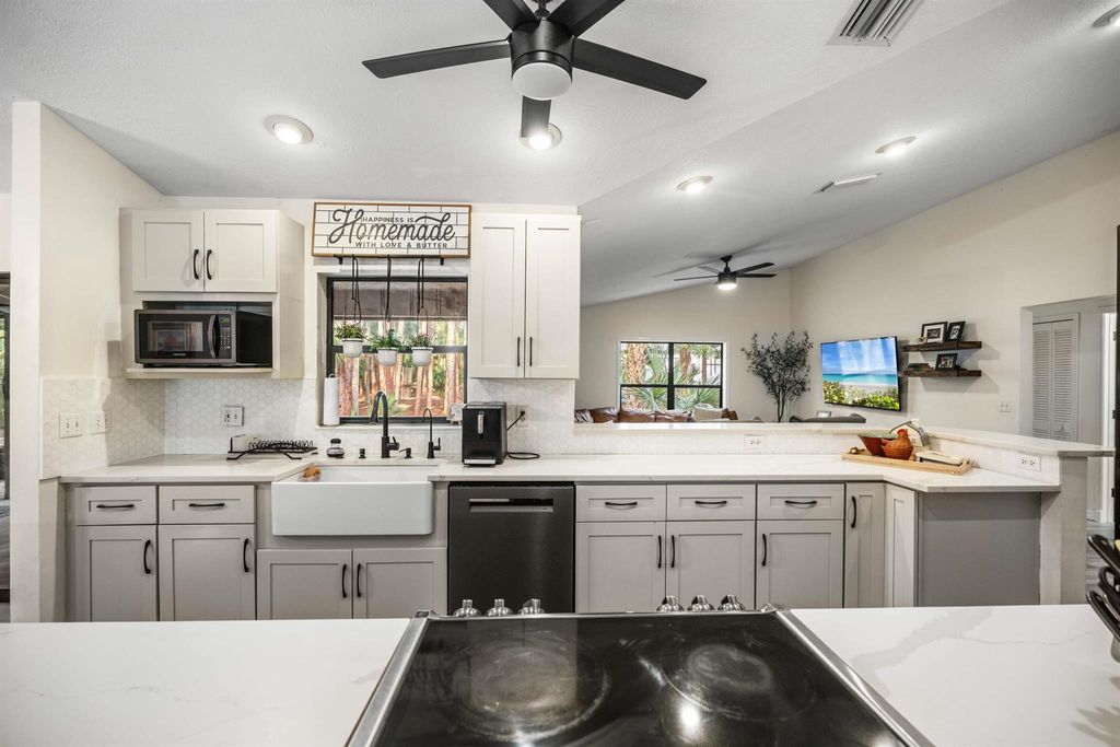 18292 126th Ter Terrace N, Jupiter, FL 33478