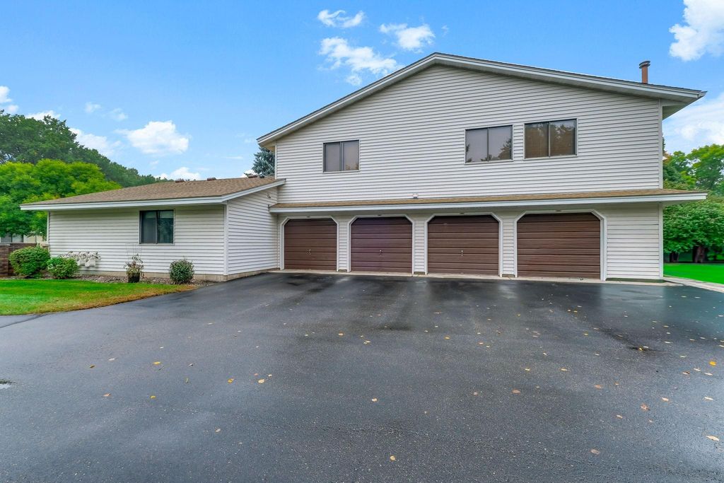 2606 Brookdale Lane, Brooklyn Park, MN 55444 — photo 2