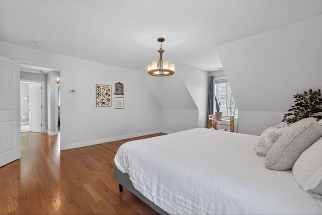 219 River Rd, Tewksbury, MA 01876