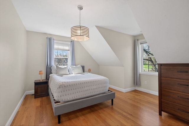 219 River Rd, Tewksbury, MA 01876
