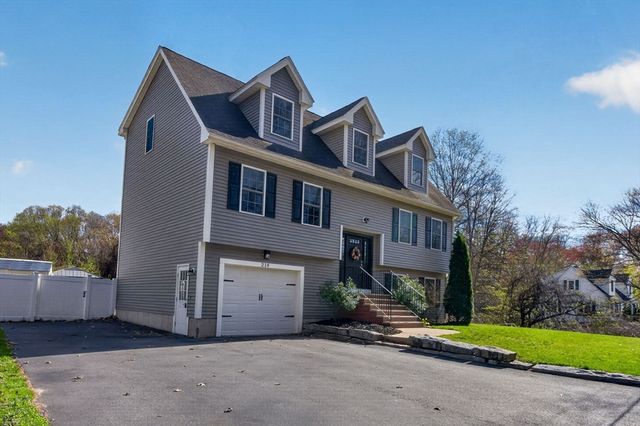 219 River Rd, Tewksbury, MA 01876