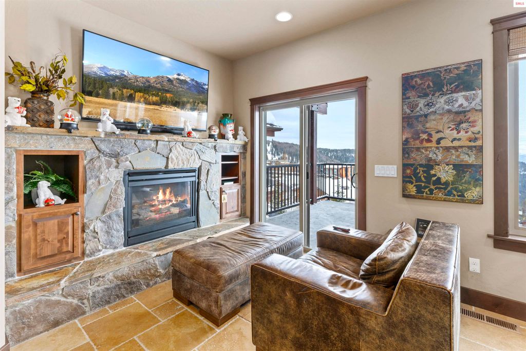 135 Chutes Lane, Sandpoint, ID 83864 photo 12