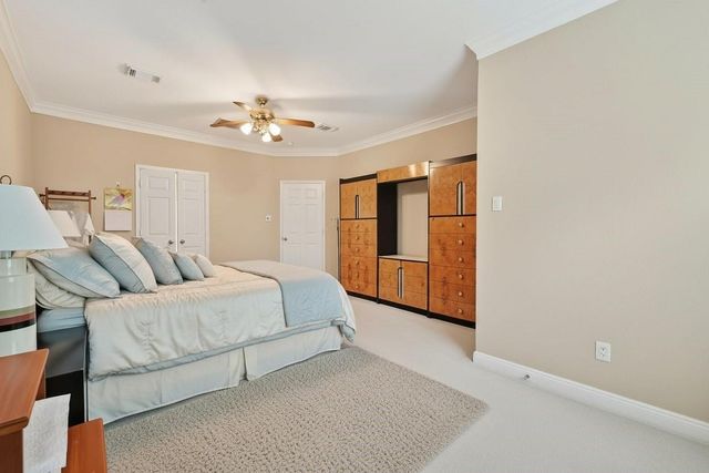 14 Broadweather Place, The Woodlands, TX 77382