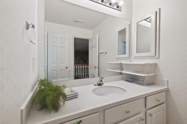 14 Broadweather Place, The Woodlands, TX 77382