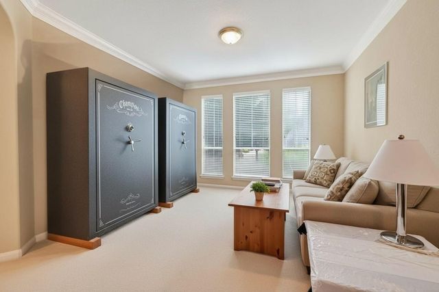 14 Broadweather Place, The Woodlands, TX 77382