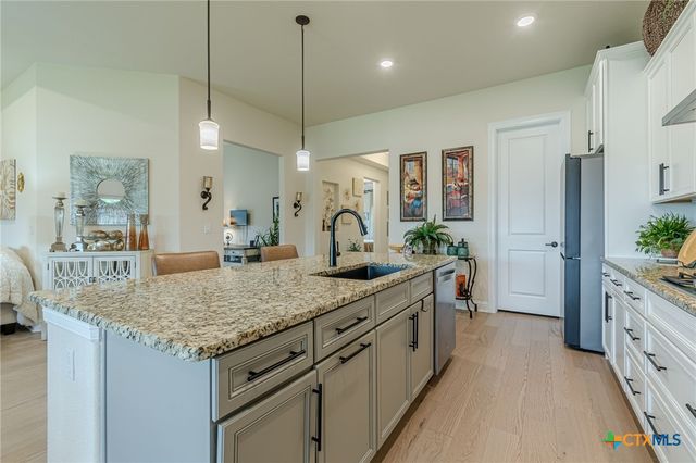 1348 Dancing Oak Lane, San Marcos, TX 78666