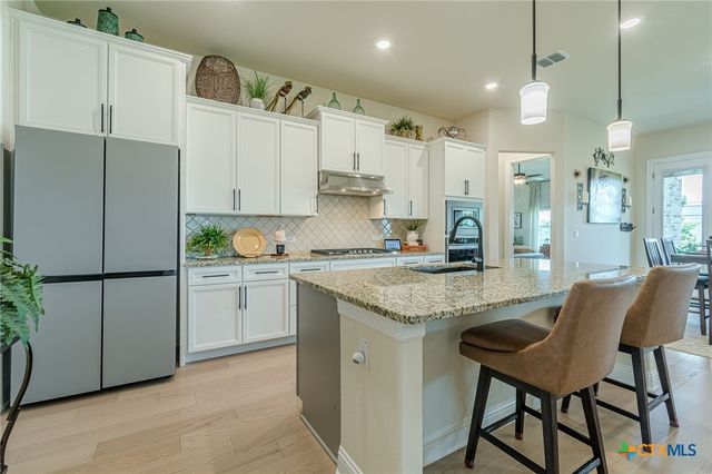 1348 Dancing Oak Lane, San Marcos, TX 78666