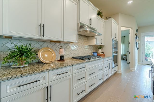 1348 Dancing Oak Lane, San Marcos, TX 78666