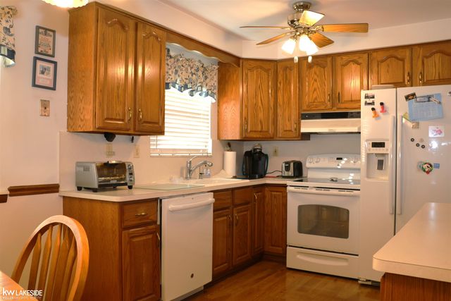 24595 Beck Avenue, Eastpointe, MI 48021