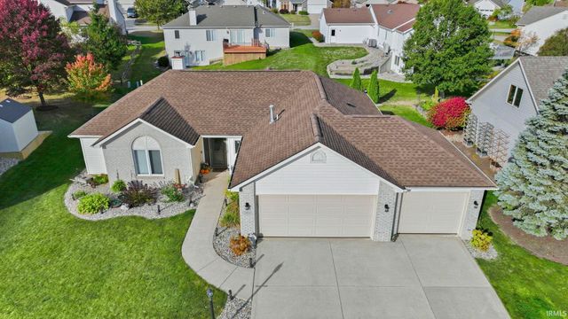 8921 Crosier Lane, Fort Wayne, IN 46825