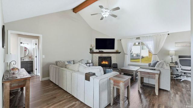 8921 Crosier Lane, Fort Wayne, IN 46825