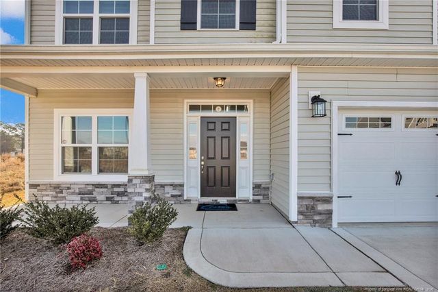 5444 Debut Avenue, Hope Mills, NC 28348