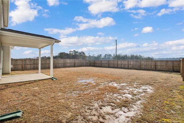 5444 Debut Avenue, Hope Mills, NC 28348