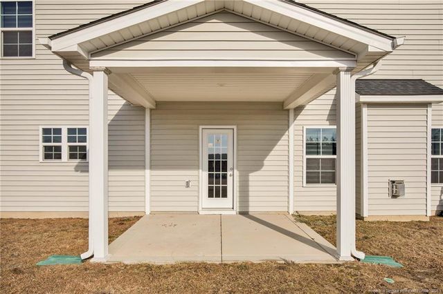 5444 Debut Avenue, Hope Mills, NC 28348