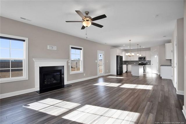 5444 Debut Avenue, Hope Mills, NC 28348