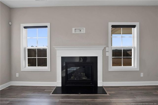 5444 Debut Avenue, Hope Mills, NC 28348