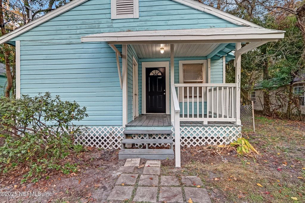 1317 ST CLAIR Street, Jacksonville, FL 32254