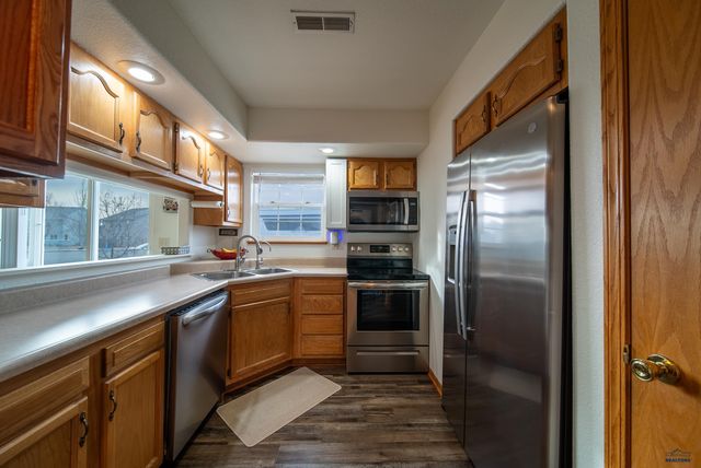 5479 SAVANNAH ST, Rapid City, SD 57703