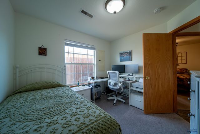 5479 SAVANNAH ST, Rapid City, SD 57703